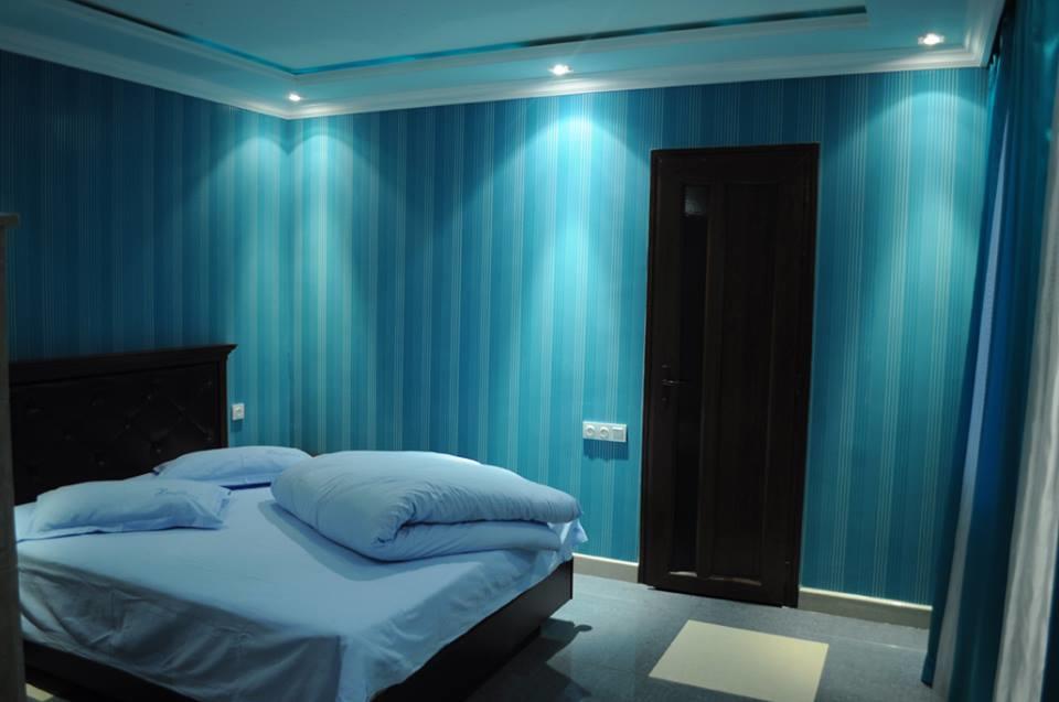 Hotel Apollon Ереван Екстериор снимка